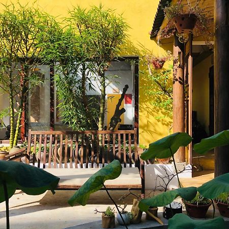 Leranda Homestay Хуе Екстериор снимка