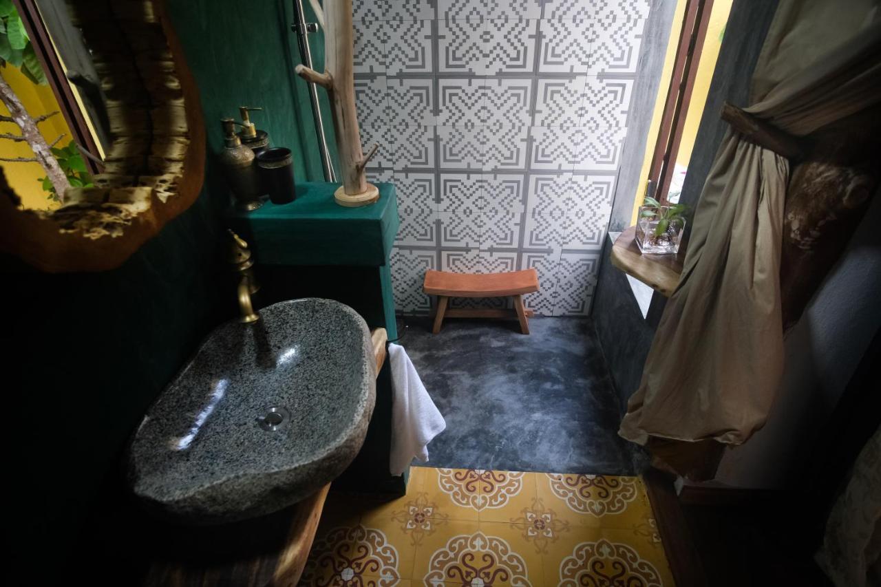Leranda Homestay Хуе Екстериор снимка