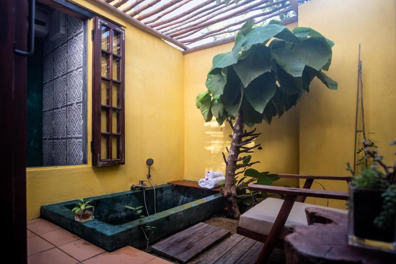 Leranda Homestay Хуе Екстериор снимка