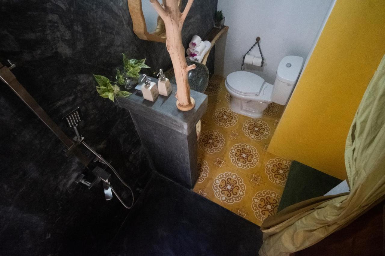 Leranda Homestay Хуе Екстериор снимка