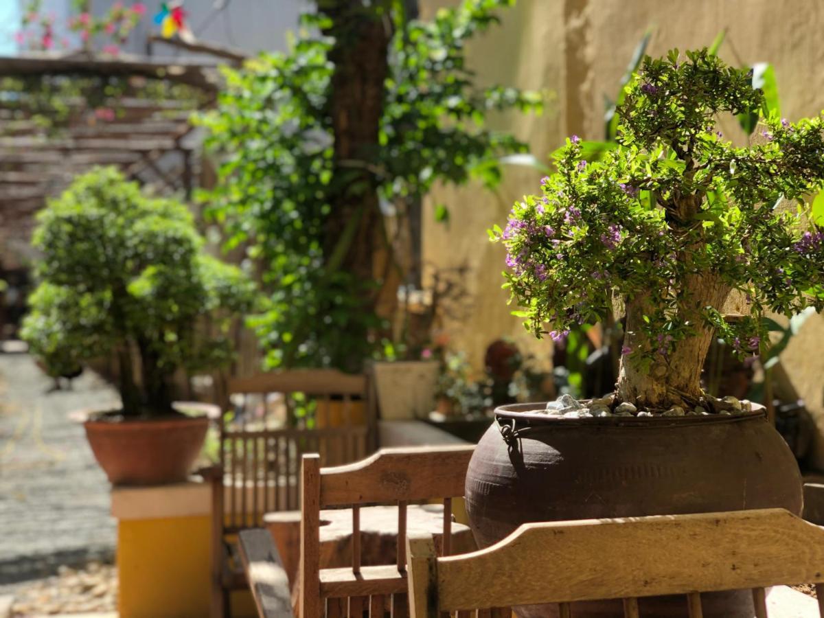 Leranda Homestay Хуе Екстериор снимка